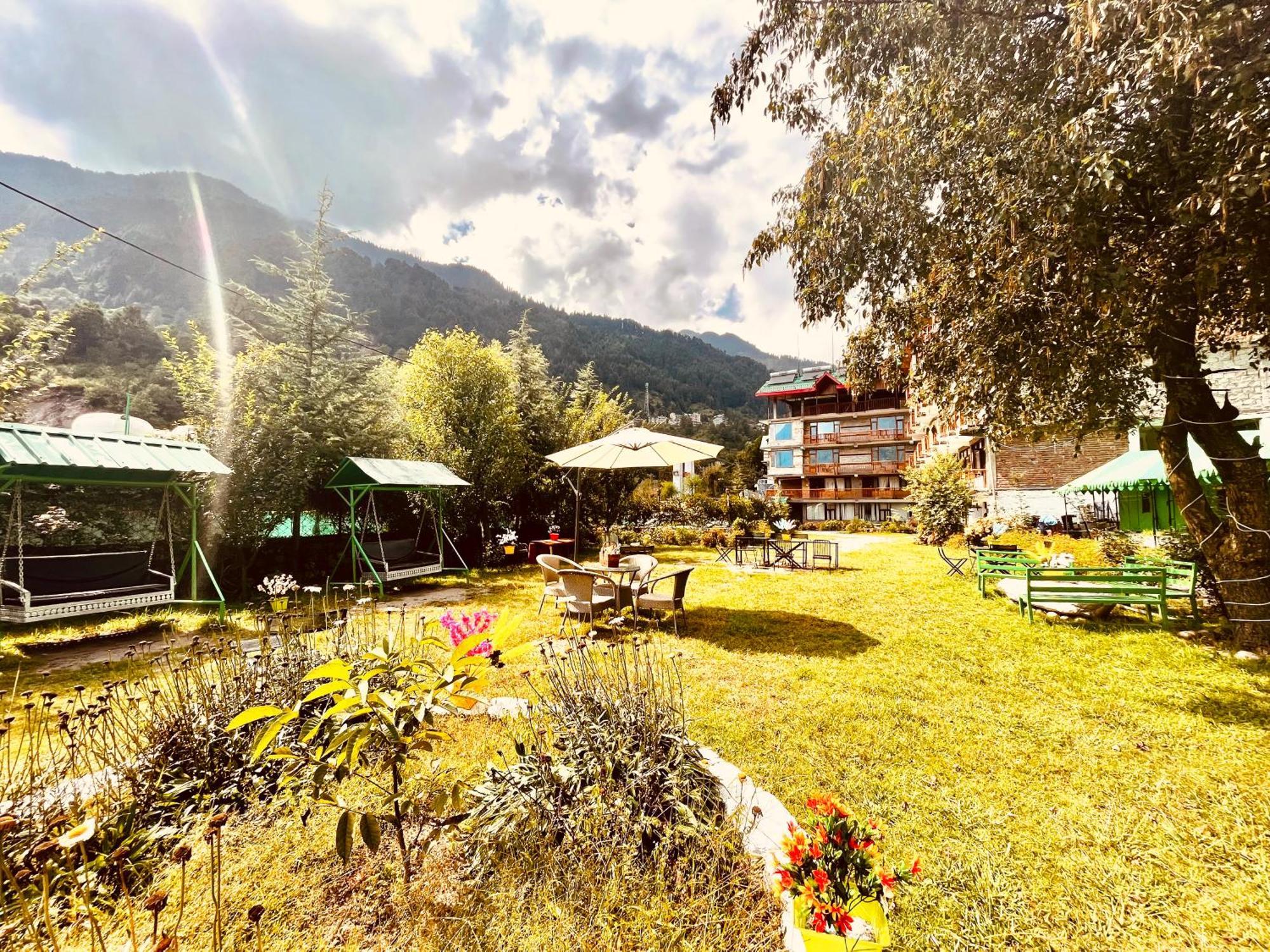 Himalayan Riverside Resort, Manali Exterior foto